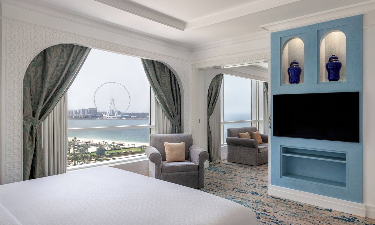 Dubai Marina Resort | Al Habtoor Grand Resort, Autograph Collection®