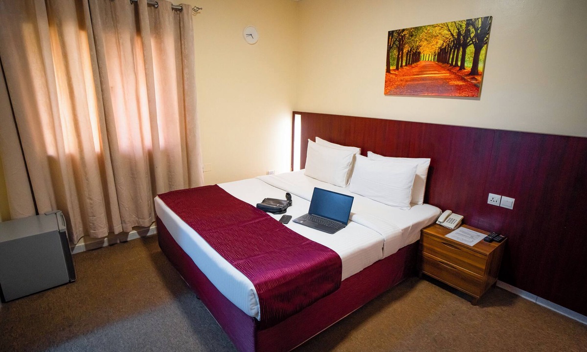 Al Sabkha Hotel | Al Karnak Hotel
