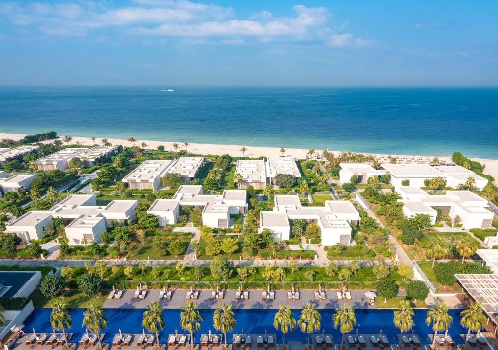 Ajman Resort | Al Zorah Beach Resort