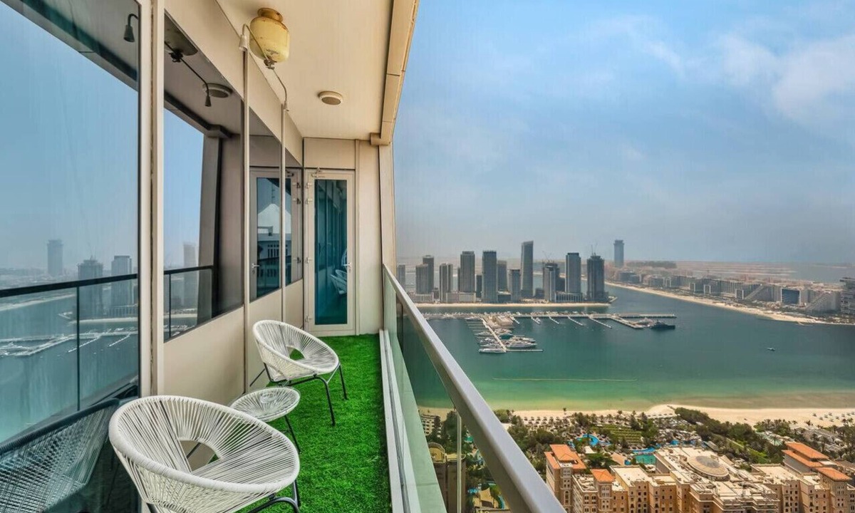 Dubai Apartment | Amazing Flat Palm Jumeirah View | Heart of Marina