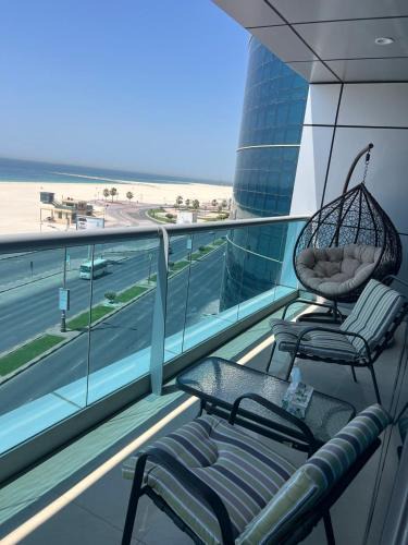 Rumailah Apartment | Beachfront Paradise - Ajman Corniche Residence
