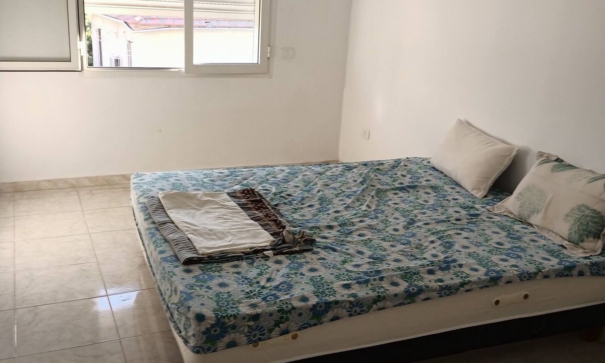El Ouardia Apartment | Beautiful apartment in Tunis, 2 bedrooms, balcony, kitchen, bathroom, in a quiet neighborhood.