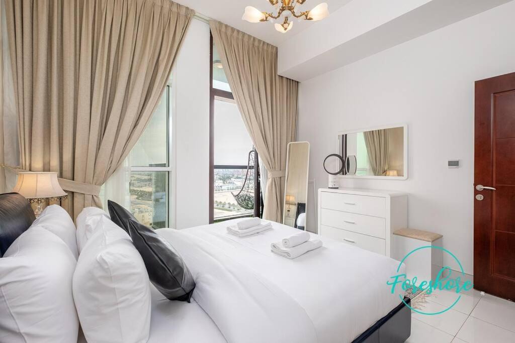 Discovery Gardens Apartment | Blissful One Bedroom Apartment