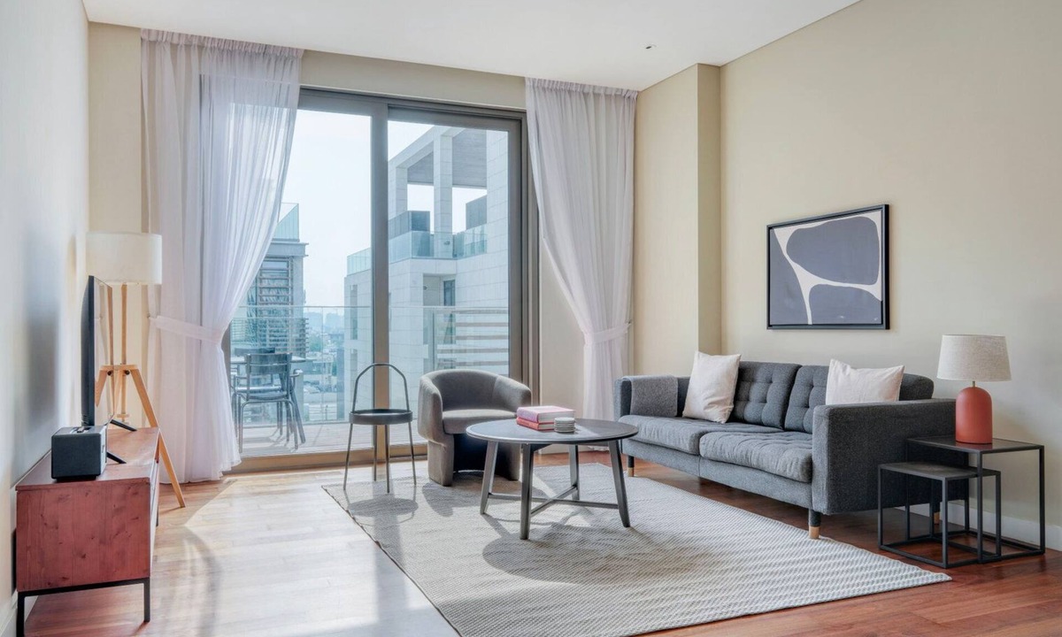 Al Wasl Apartment | Blueground | City Walk, pool, nr Courtyard