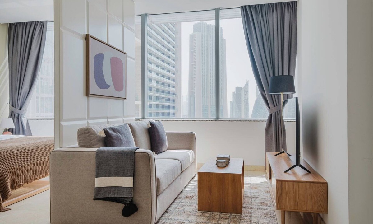 Bur Dubai Apartment | Blueground | DIFC, pool, nr Dubai Mall