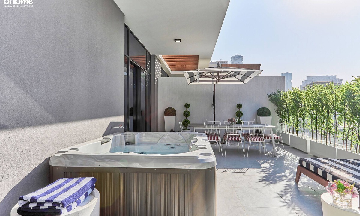 Jumeirah Village Circle Apartment | bnbme | Oxford Terraces | 1BR + Study Room
