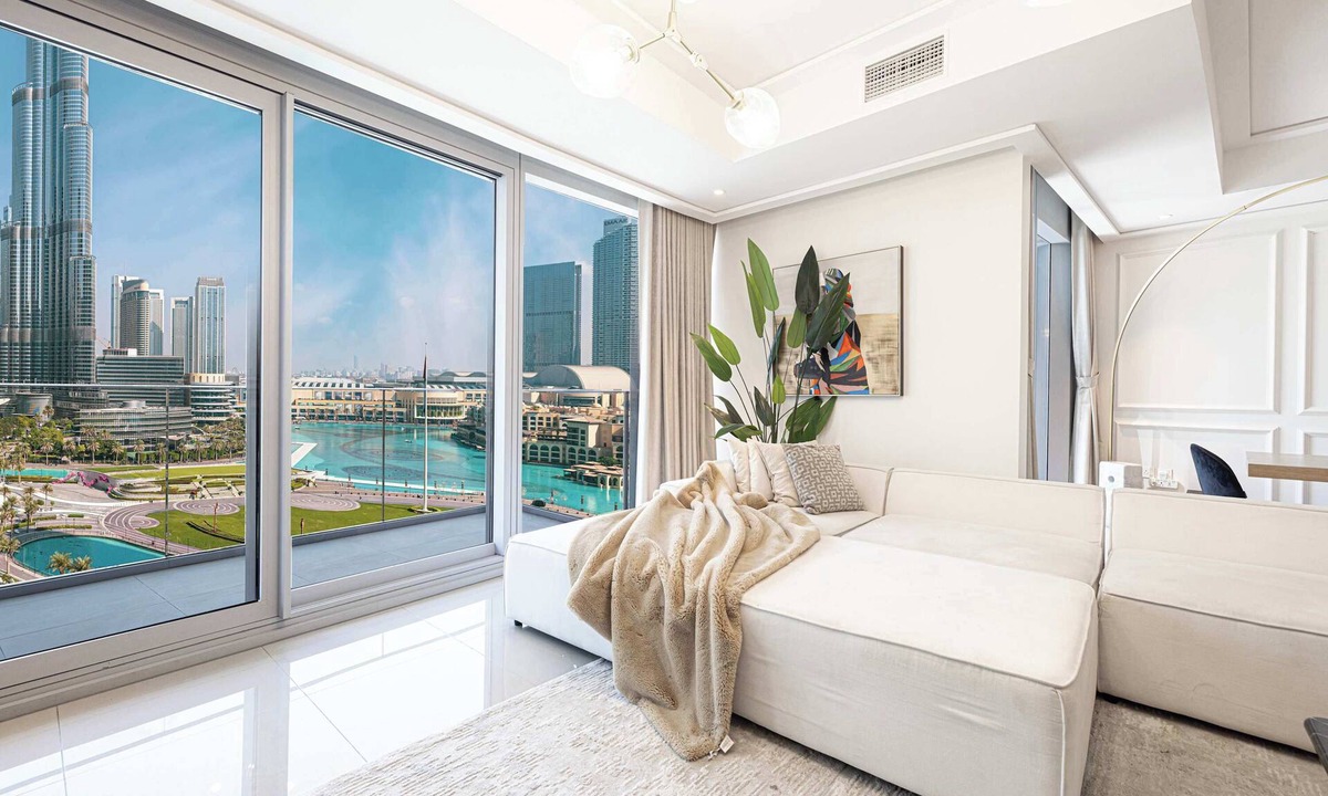 Downtown Dubai Apartment | Burj Khalifa & Fountain View | Dubai Mall | 2600 SQFT 3BD + Maid