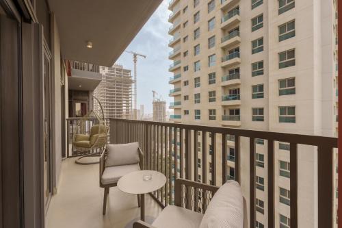 Jumeirah Village Circle Apartment | Calm & Stylish 1Bedroom in Hadley Heights JVC