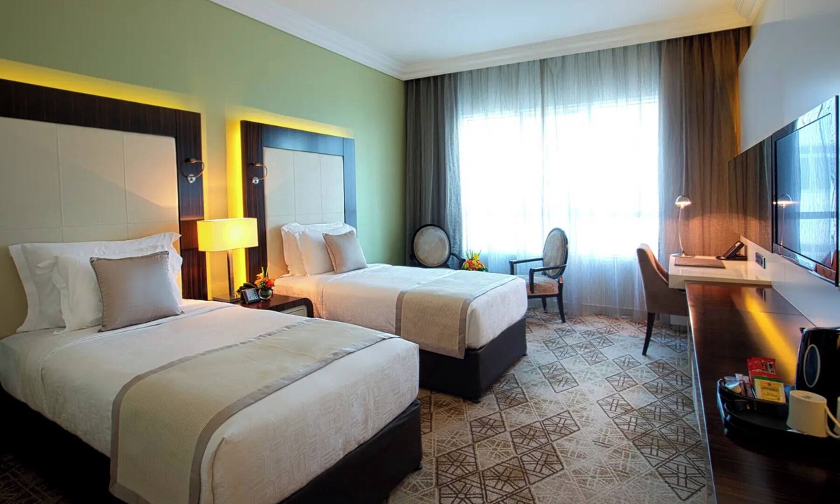 Al Barsha 1 Hotel | Classic | Elite Byblos | Rooftop Pool, Spa, Near Mall of the Emirates