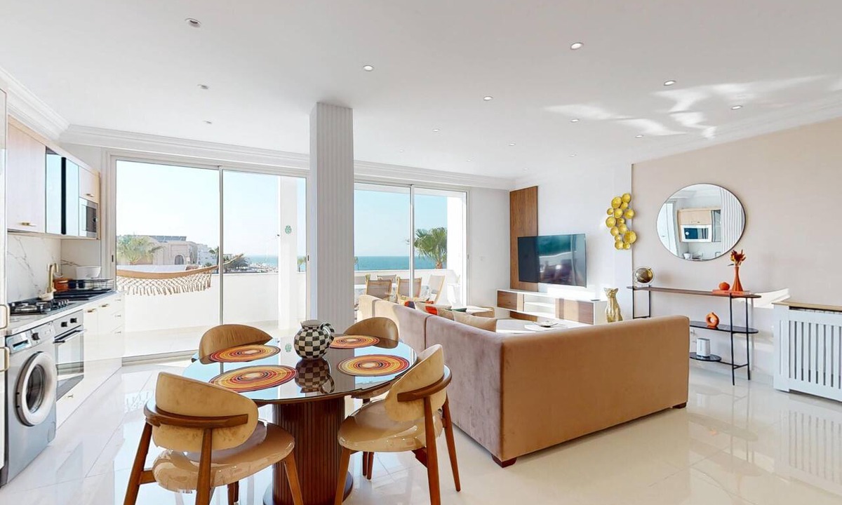 Chott Mariem Apartment | Cozy new 2-bedroom apartment right on the water in Sousse – Chott Mariem