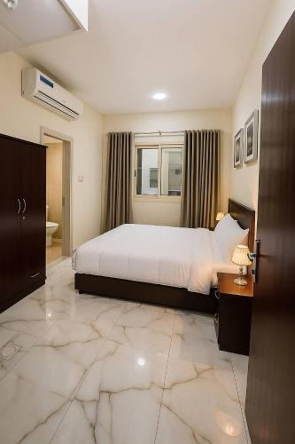 Naif Apartment | Cozy Studio Apartment near union Metro