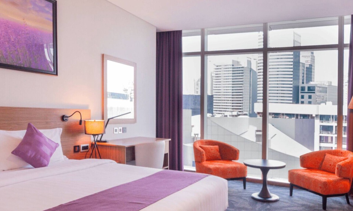 Downtown Dubai Hotel | Deluxe Burj View | Park Regis BB | Burj Khalifa Views, Pool + Spa, 4-Star