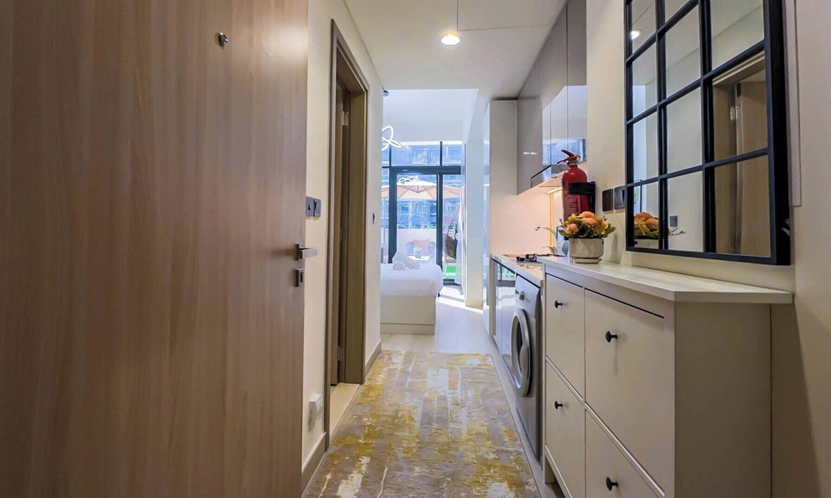 Dubai Apartment | Elegant Studio Escape in Al Merkadh-117