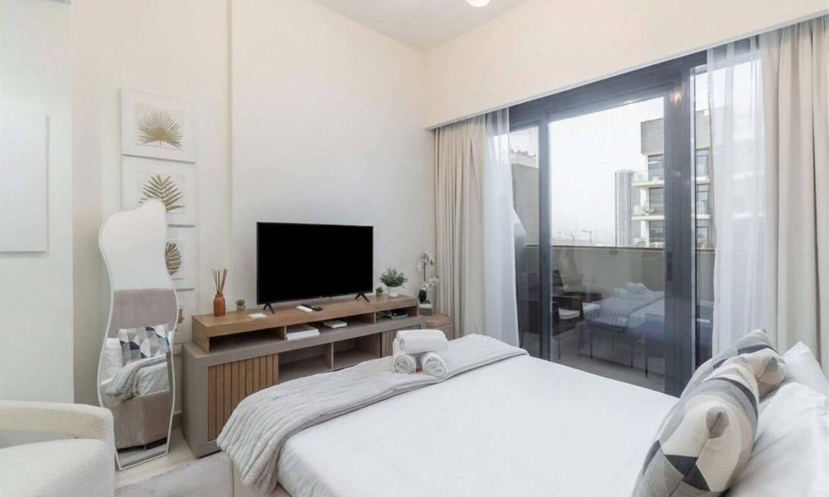 Dubai Apartment | Free housekeeping visits during your stay - StayShort - Modern Studio in Meydan Gym & Pool Sleeps 2