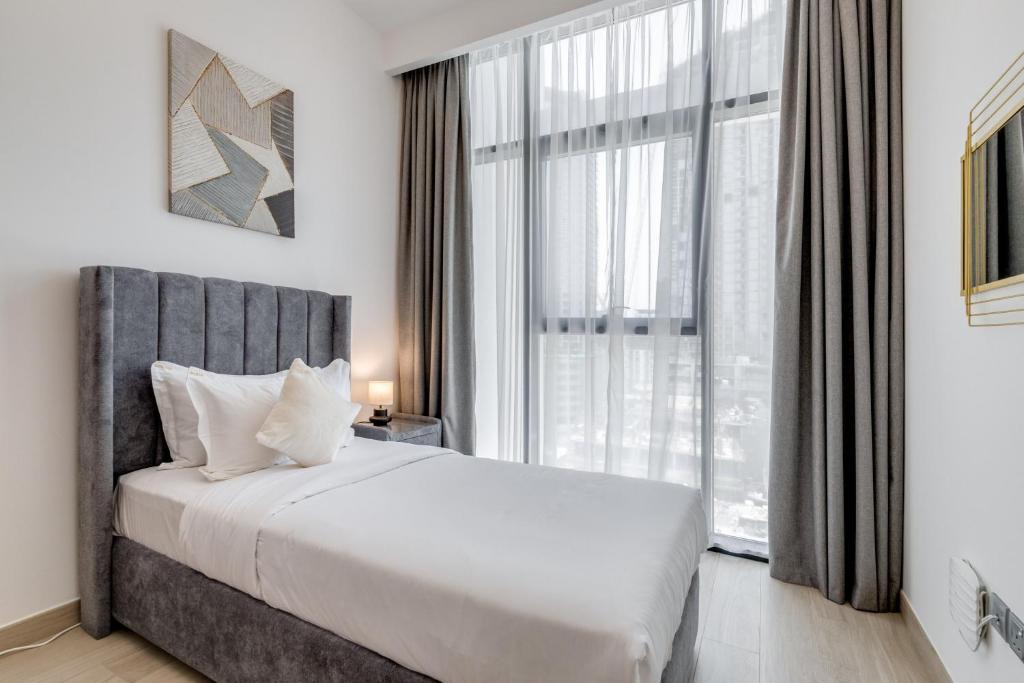 Nad Al Sheba Apartment | GLOBALSTAY Elegant Meydan Apartments - Azizi Riviera 40