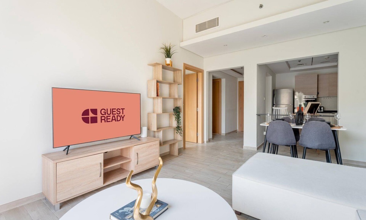 Jumeirah Village Circle Apartment | GuestReady – Bright home large balcony & pool view