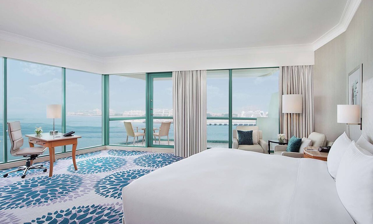 Jumeirah Beach Residence Resort | Hilton Dubai Jumeirah
