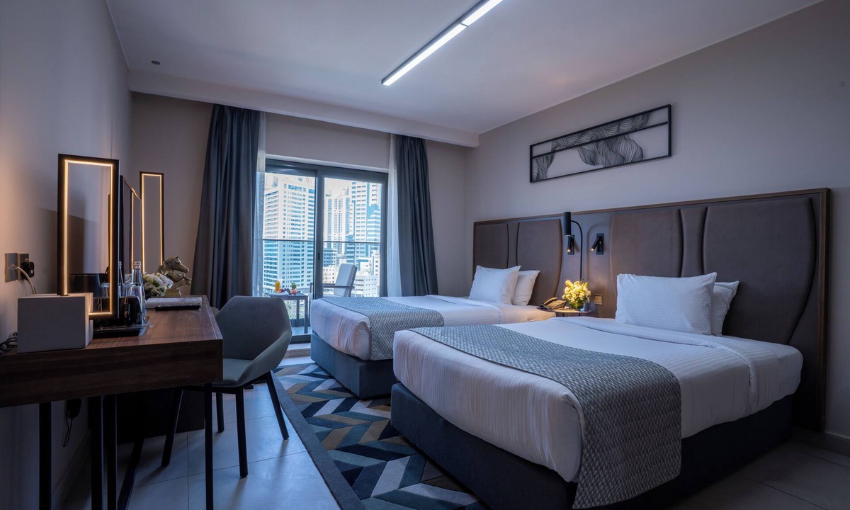 Al Majaz Hotel | Holiday International Sharjah