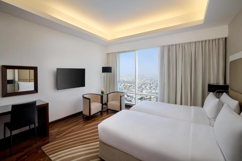 Al Sufouh 1 Hotel | La Suite Dubai Hotel & Apartments Operated by Minor Hotels