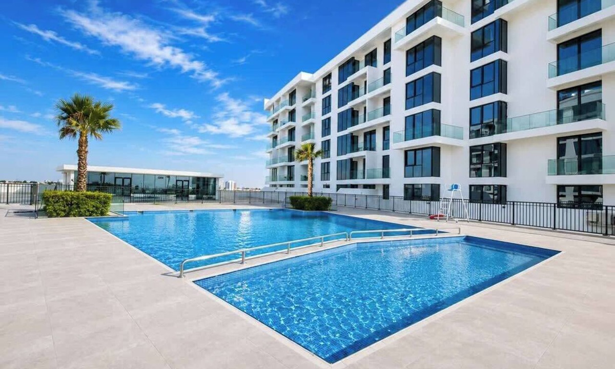 Al Hamriya Apartment | Lagoon View Apartment w/Pool, Beach & Gym Access