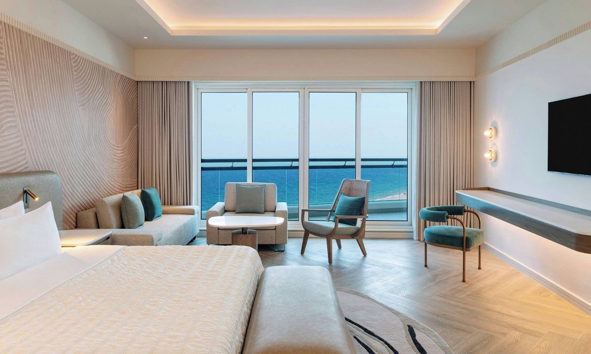 Al Aqah Hotel | Le Meridien Al Aqah Beach Resort