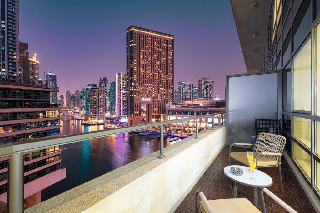 Dubai Marina Apartment | Luxury Duplex Penthouse with Stunning Marina Views
