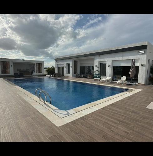 Utica Villa | Luxury villa located in Utique