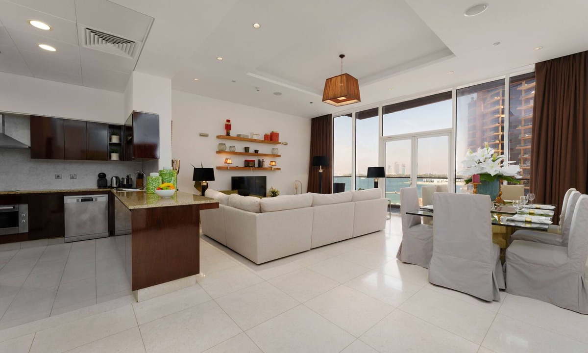 Palm Jumeirah Apartment | Maison Privee - Splendid Apt on The Palm with Stunning Sea Views
