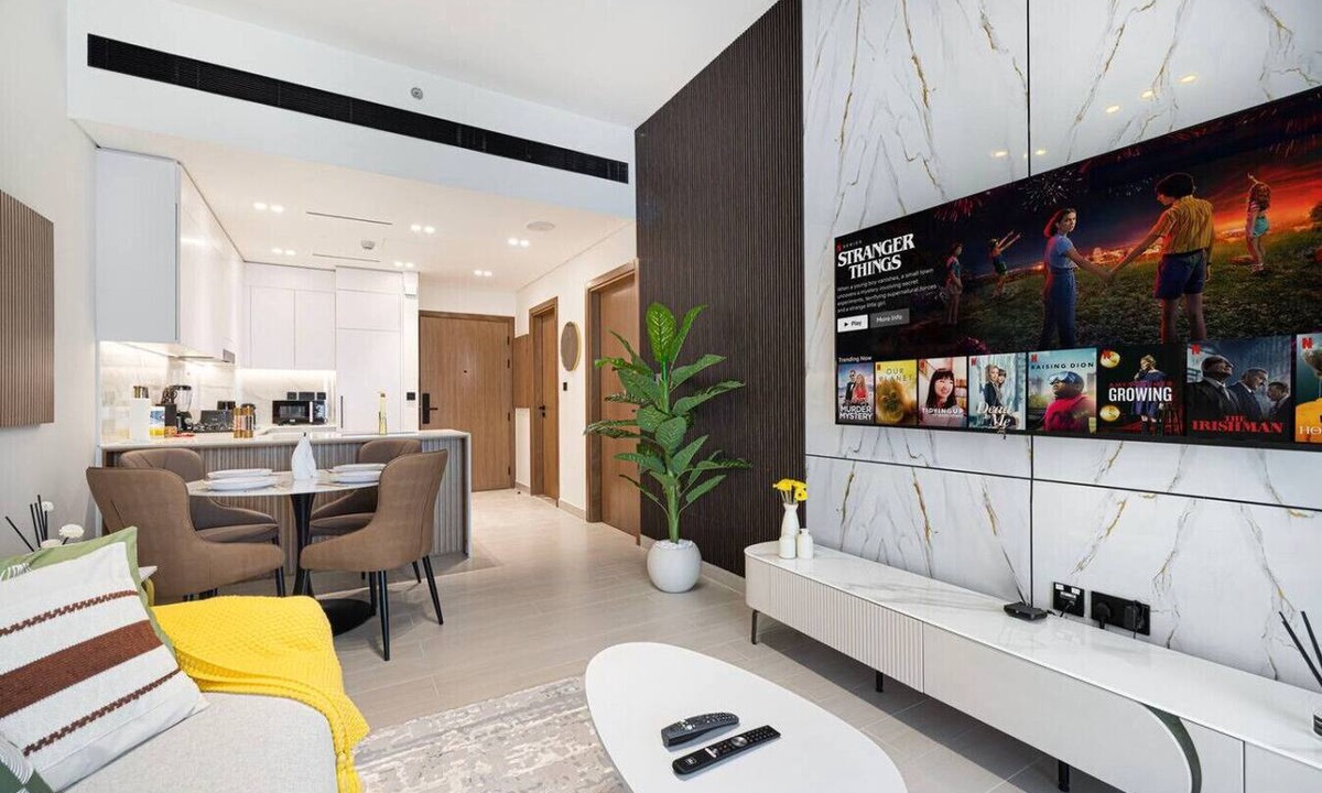 Jumeirah Village Circle Apartment | MGM Dubai | Luxury Stay