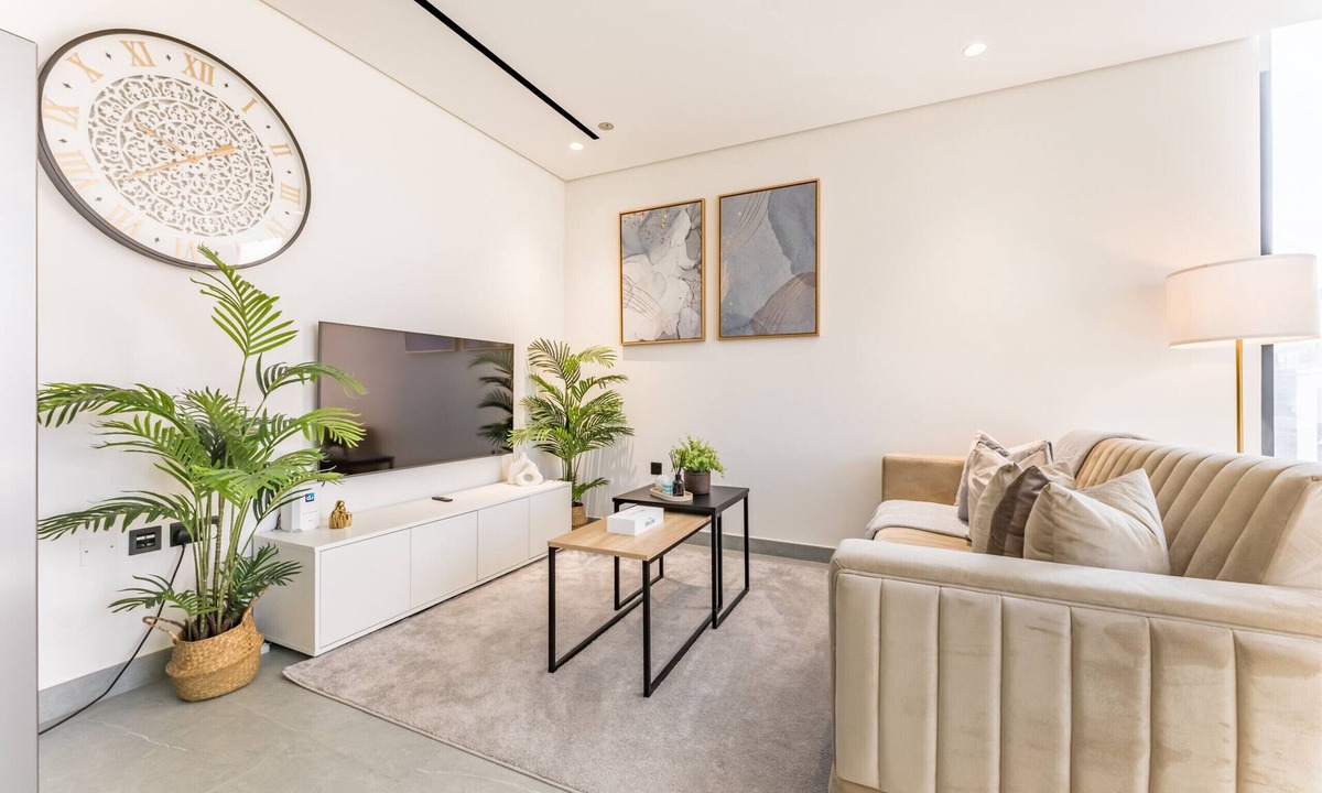 Dubai Apartment | Mins from City Walk, Downtown Dubai and Jumeirah Beach, Easy Access to Metro Stations