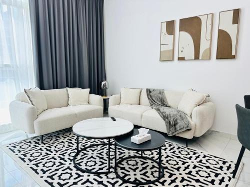 Al Satwa Apartment | Modern 1 BR - Near Metro Stationa and Downtown