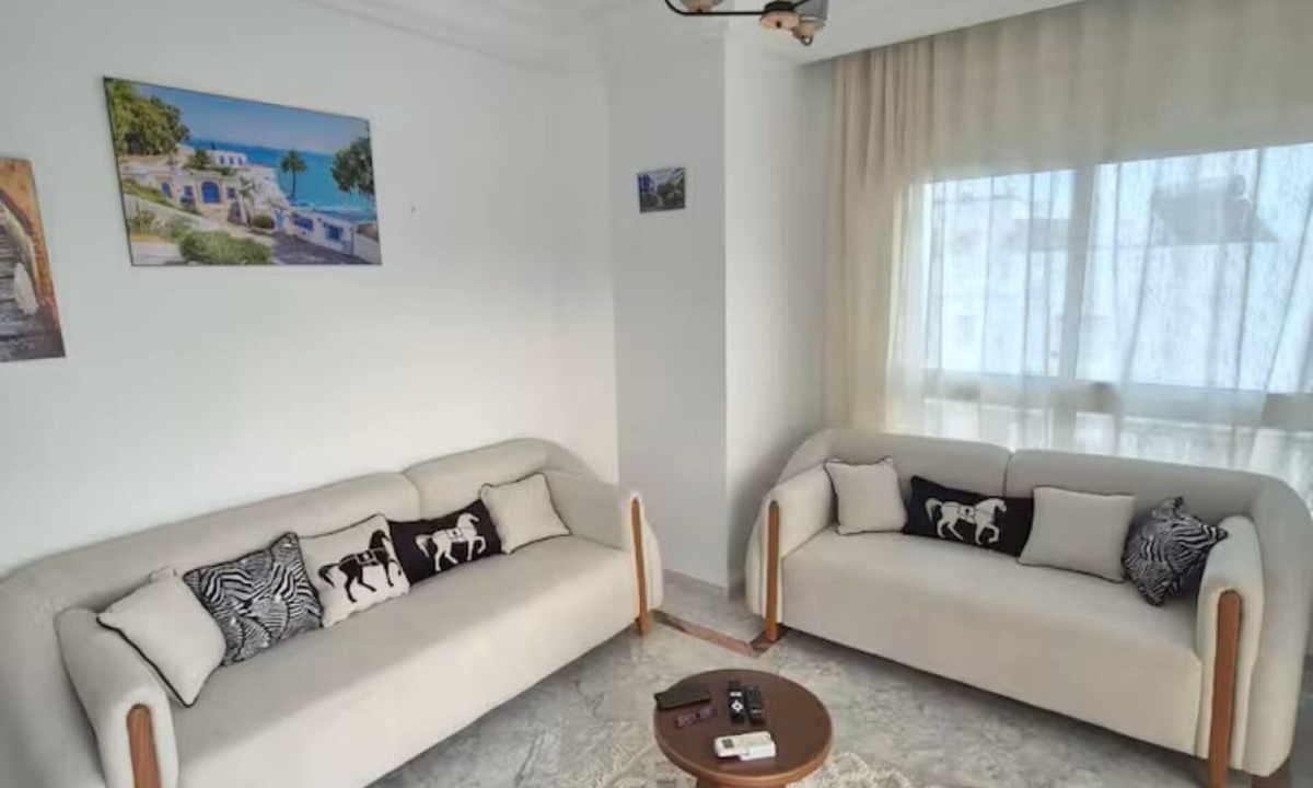 Ennasr Apartment | Modern apartment with panoramic terrace