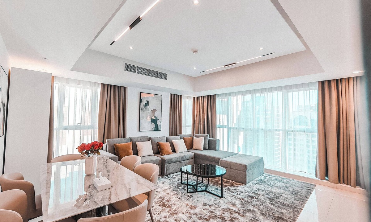 Al Danah Apartment | Modern Family Apartment Abu Dhabi, 2-BD Beach View