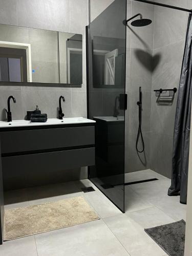 Hergla Apartment | NYC trifft auf Top Moderne Wohnung in Hergla