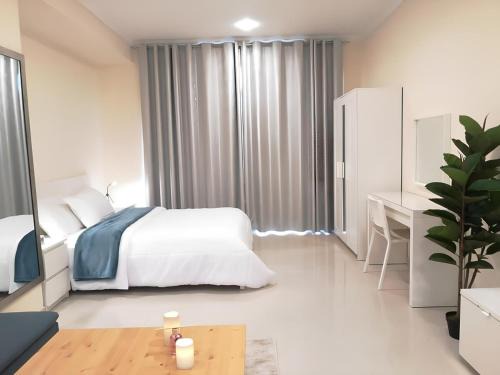 Dubai Apartment | Quickstay holiday homes Stylish Studio Silicon Oasis-124