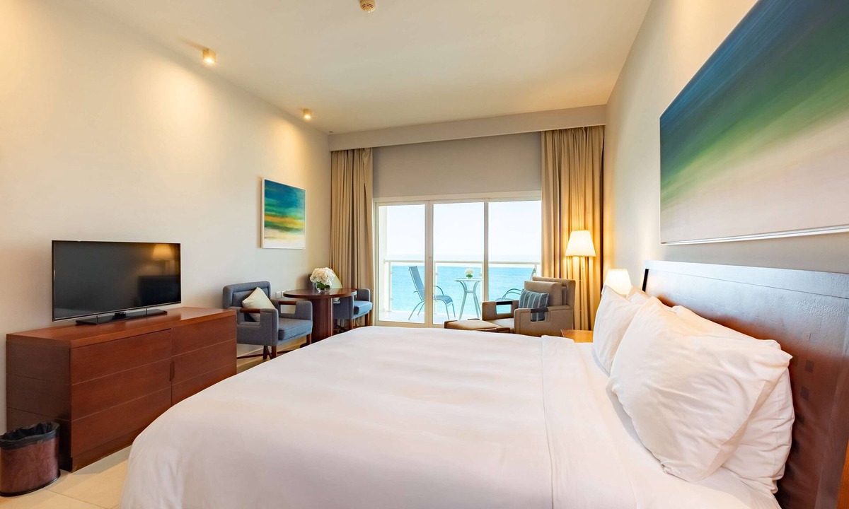 Al Kubus Hotel | Radisson Blu Resort, Fujairah