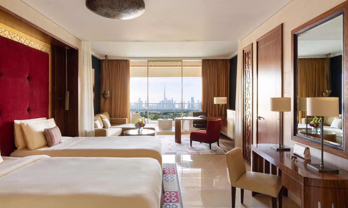 Bur Dubai Hotel | Raffles Dubai
