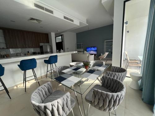 Mina Al Arab Villa | Relaxing villa with access to pool and beach