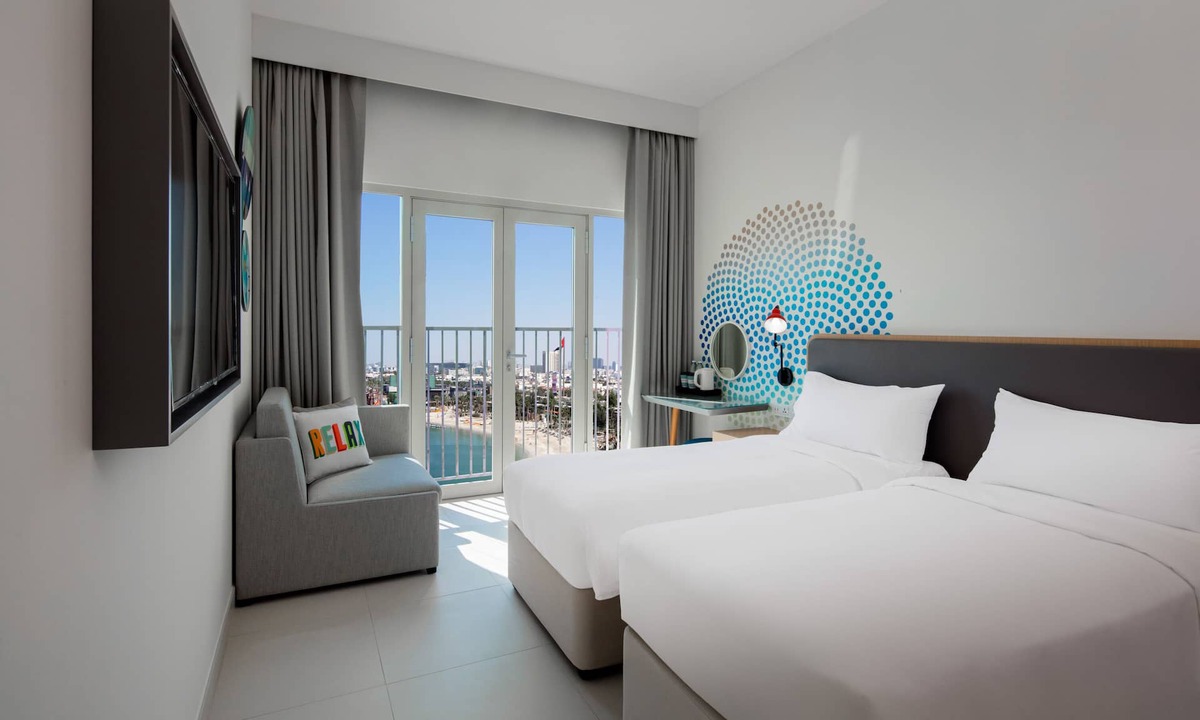 Dubai Hotel | Rove La Mer Beach