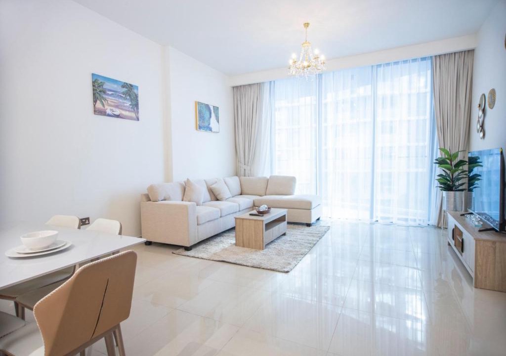 Mina Al Arab Apartment | Serene Chic 1BR in Bay Residences Central 1
