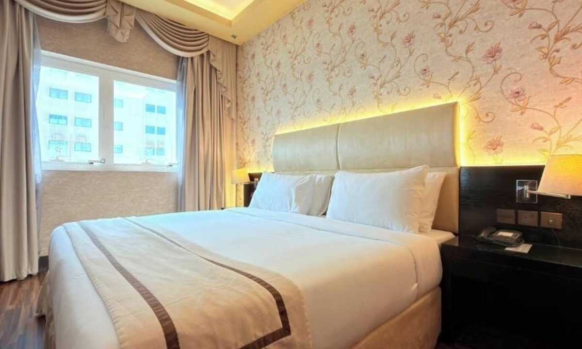 Ras Al Khaimah Apartment | Standard King Or Twin Room Near Corniche AlQawasim