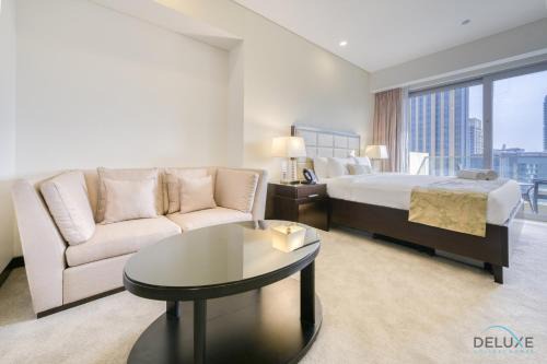 Dubai Marina Apartment | Steps Away From Marina Mall with Iconic Marina Canal Views, The Address Residences, Dubai Marina by Deluxe Holiday Homes