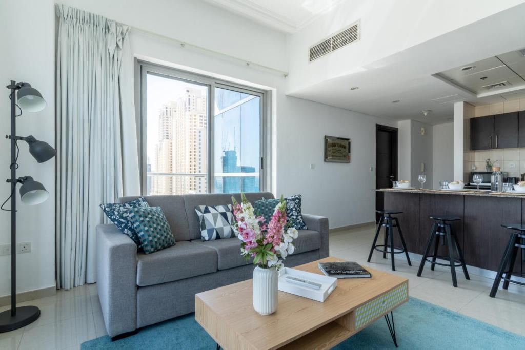 Jumeirah Beach Residence Apartment | The Smart Concierge - Bay Central