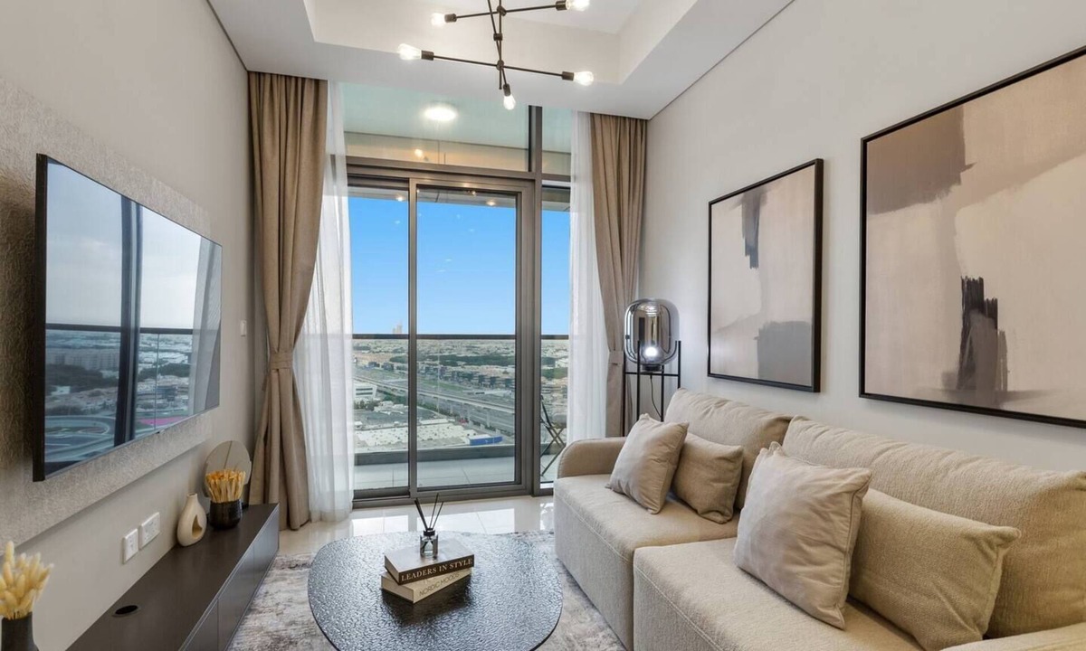 Sheikh Zayed Road Apartment | Tranquil 1Bedroom Living in Aykon Tower