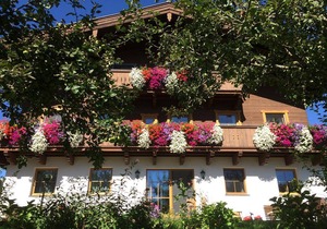 100 m² Apartment ∙ 4 bedrooms ∙ 10 guests in Leogang