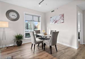 Simply Comfort. Stylish 2Bd Apt Downtown. City&Mountain View in Calgary/Canada