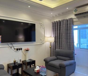 Rumailah Apartment | تاج الكورنيش عجمان