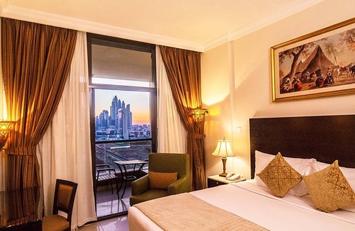 Barsha Heights Hotel | 1BR City Apt | Mercure BH | Metro Facing, Pool + Gym | 2 Units