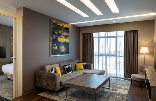 Dubai Production City Hotel | 1BR Suite | FourPoints Dubai | Pool, Spa, Near Marina + Beach | 2 Units