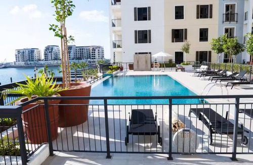 Dubai Apartment | 2 Bedroom Apartment in La Rive, Beach Front Lifestyle inDubai